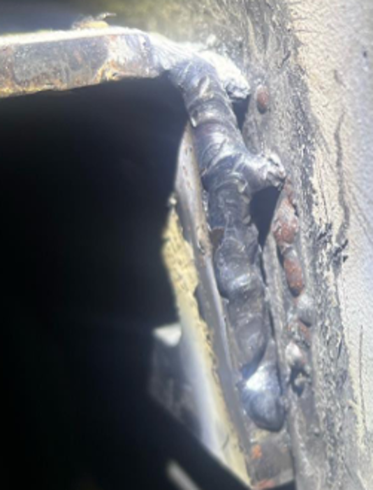 Welding that does not provide complete coverage or contact with the two surfaces being welded together. There are gaps and separation between the two contact surfaces.