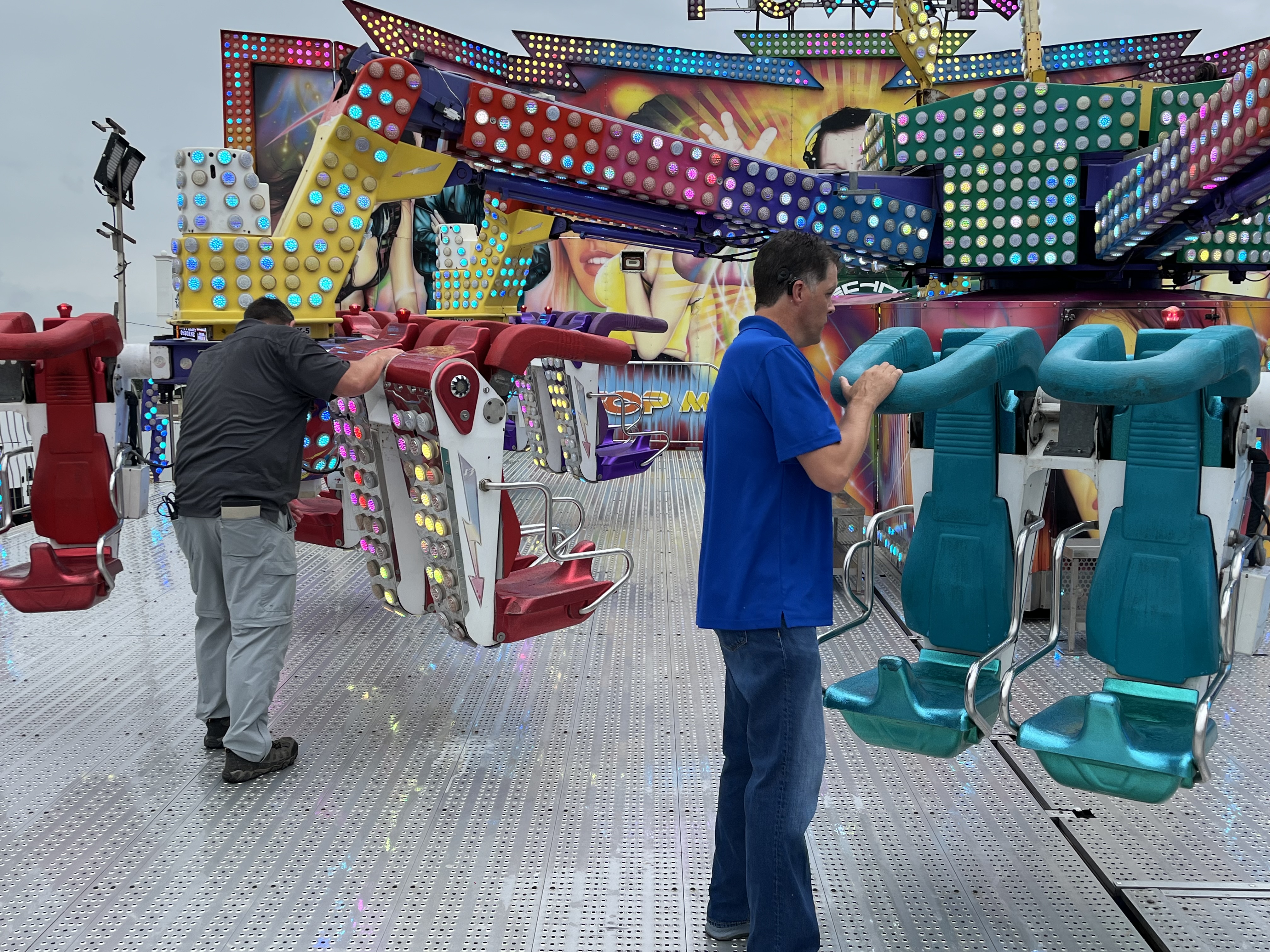 Wisconsin DSPS inspectors check amusement rides for safety
